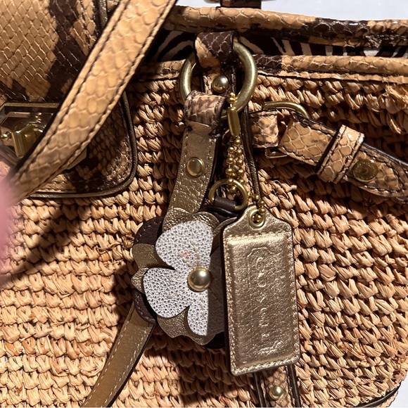 Coach straw bag snake trim EUC - Picture 1 of 10